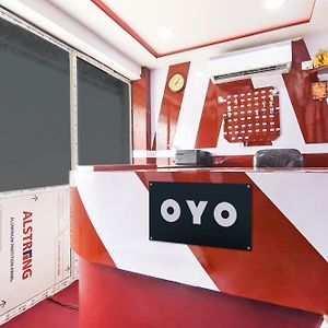 Super Hotel O Red Stone Near Netaji Subhash Chandra Bose International Airport